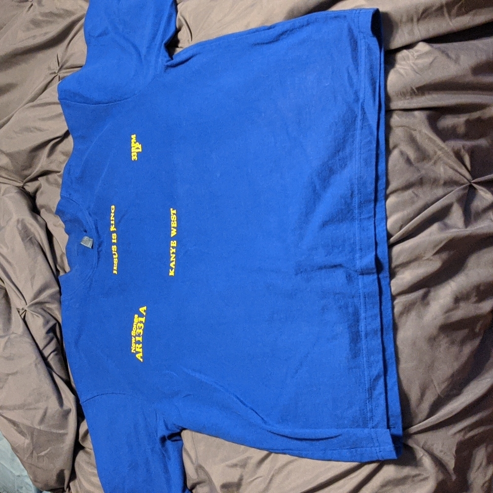 Kanye west Jesus is king